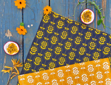 Load image into Gallery viewer, Bee Line Tea Towel Set. Charcoal and Yellow.
